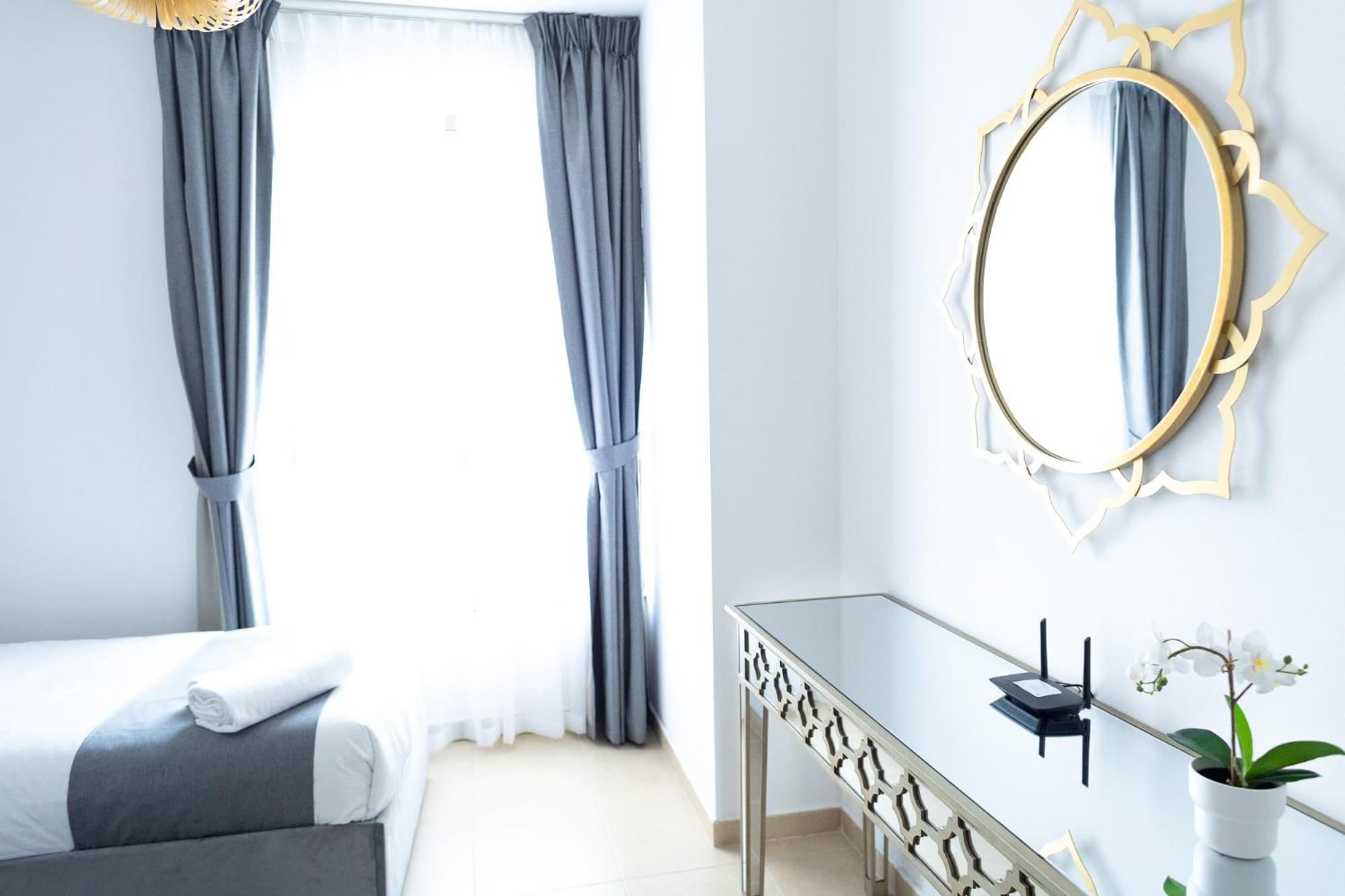 Murjan Jbr Apartments By Happy Season Дубай Екстериор снимка